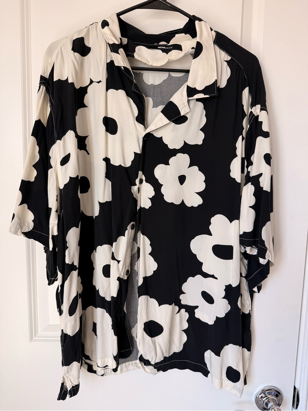 Fashion Nova NOVAMEN Black and White Floral Button-Down Shirt